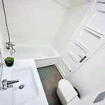 Rooms, Ideal Location For Tourists Лиссабон