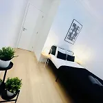 Хостел Rooms, Ideal Location For Tourists Лиссабон