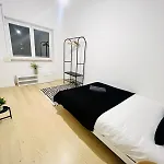 Rooms, Ideal Location For Tourists Хостел *