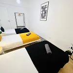 Хостел Rooms, Ideal Location For Tourists *