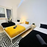 Rooms, Ideal Location For Tourists * Лиссабон
