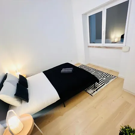 Rooms, Ideal Location For Tourists Лиссабон