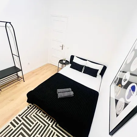 Rooms, Ideal Location For Tourists אכסניה