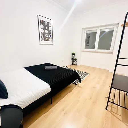 Rooms, Ideal Location For Tourists Hostel Lisbon