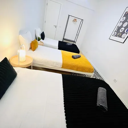 Rooms, Ideal Location For Tourists * Lisbon
