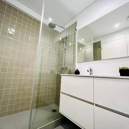 Rooms, Ideal Location For Tourists Hostel Lisbon