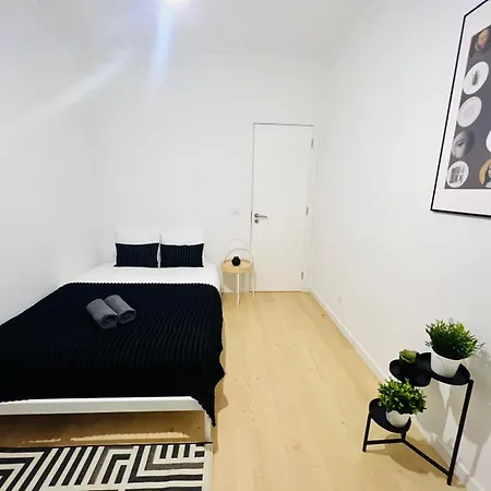 Rooms, Ideal Location For Tourists Hostel