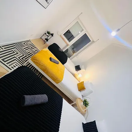 Rooms, Ideal Location For Tourists Lisbon