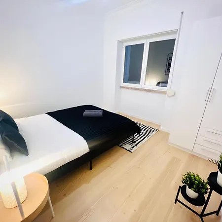 Rooms, Ideal Location For Tourists Hostel