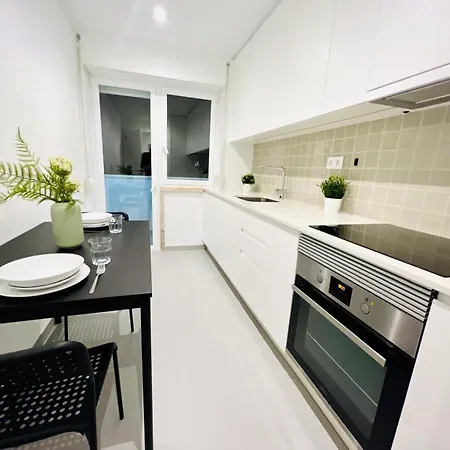 Rooms, Ideal Location For Tourists Hostel Lisbon